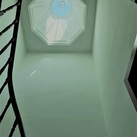 Pb4 House *