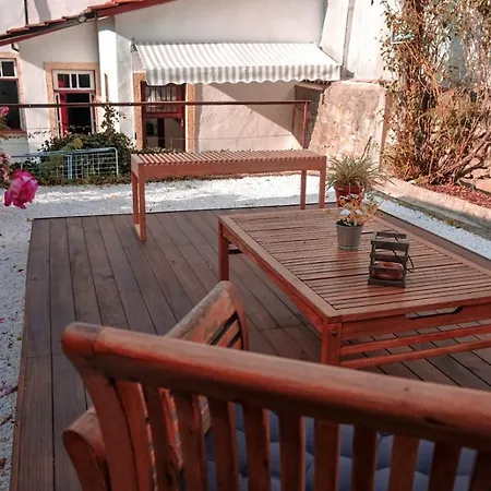 Pb4 House *