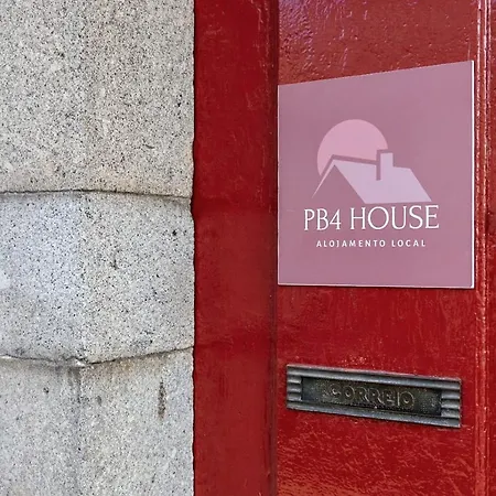Pb4 House *