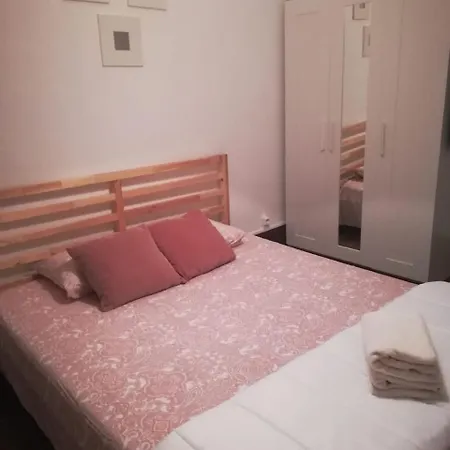Hostal Pb4 House